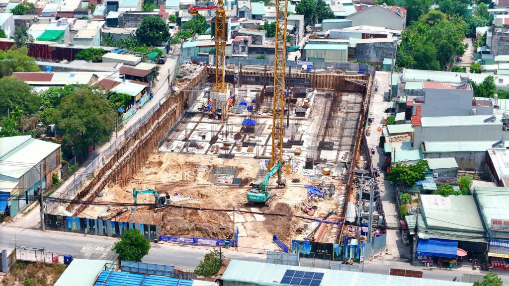 Tiến độ dự án Fenica 13-03-2026 9 z7616618634149 b92d69b2e59cf1a8d32e3ad653562b31 Tiến độ dự án Fenica 13-03-2026