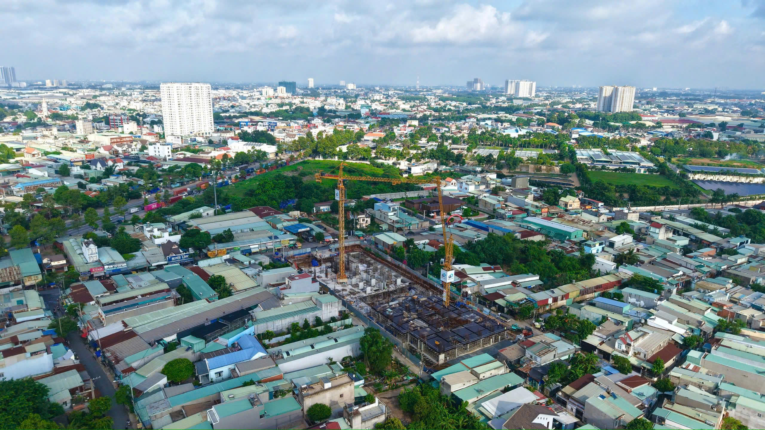 z7962324361414 c01de23aa66c00d1566f3691227f8fc8 Tiến độ dự án căn hộ Fenica mới nhất Q3 /2026